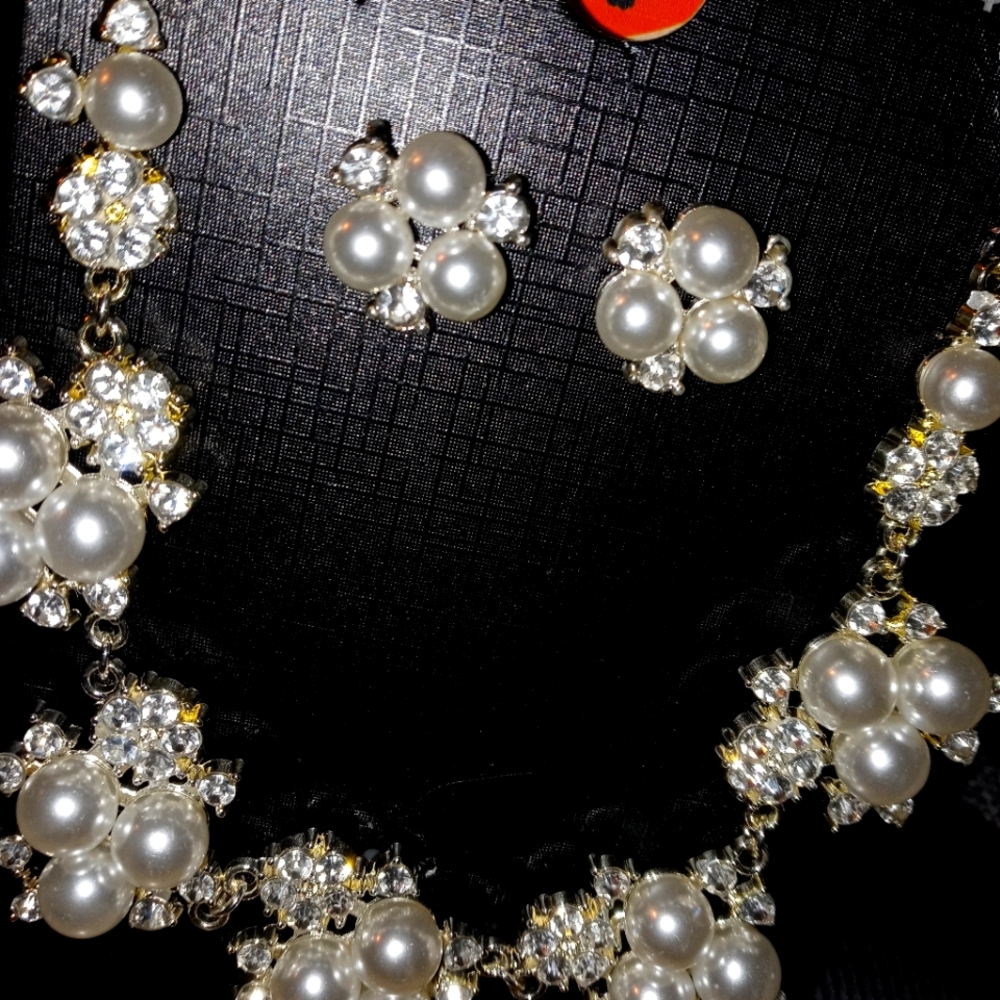 Necklace set